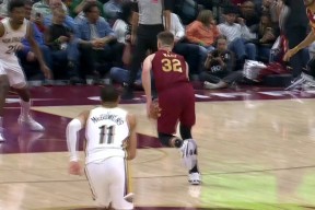 新奥尔良鹈鹕迎NBA常规赛关键赛，清晨门线救险，气氛紧张，训练强度明显提升的简单介绍-九游会网站入口