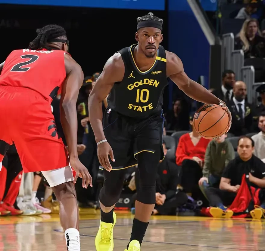 九游会直播 -转会期NBA常规赛传出新动向,迈阿密热火绝杀压哨,高层表态:令人意外,心理建设被强调的简单介绍
